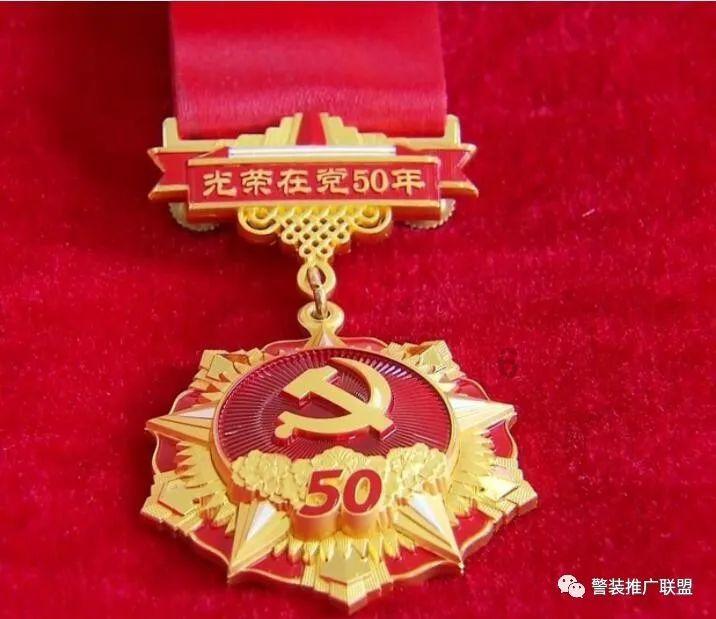 沃克谈出轨:我做出了愚蠢的选择,很抱歉伤害了我爱的人